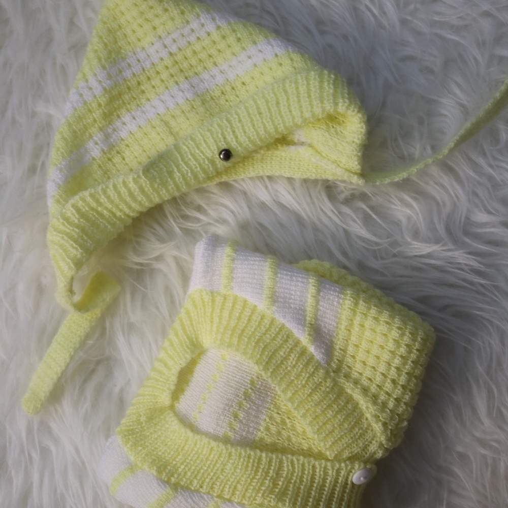 Knitted Baby Sweaters and hat